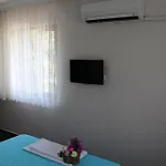 Kumlubuek מלון מוגלה