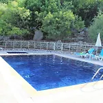 Hotel Kumlubuek *